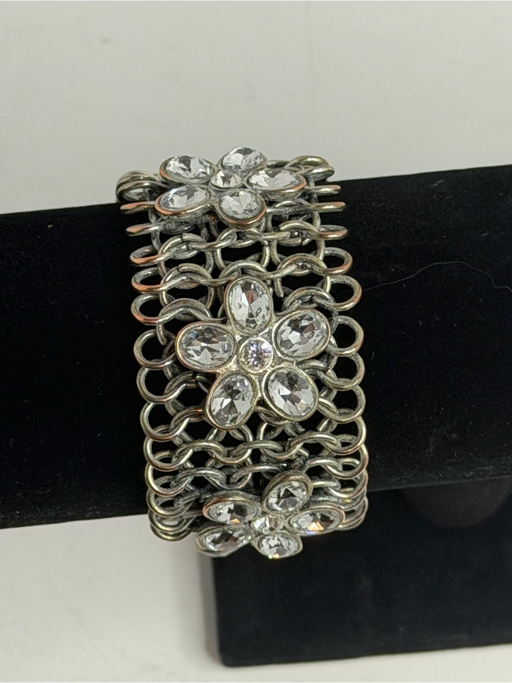 Premier Designs Glamour Girl Silver Rhinestone Stretch Cuff Bracelet Vintage